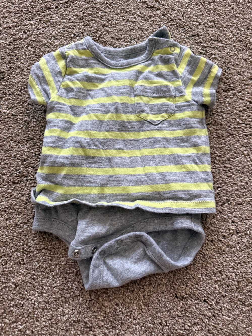 Baby gap boys 0-3 month onesie
